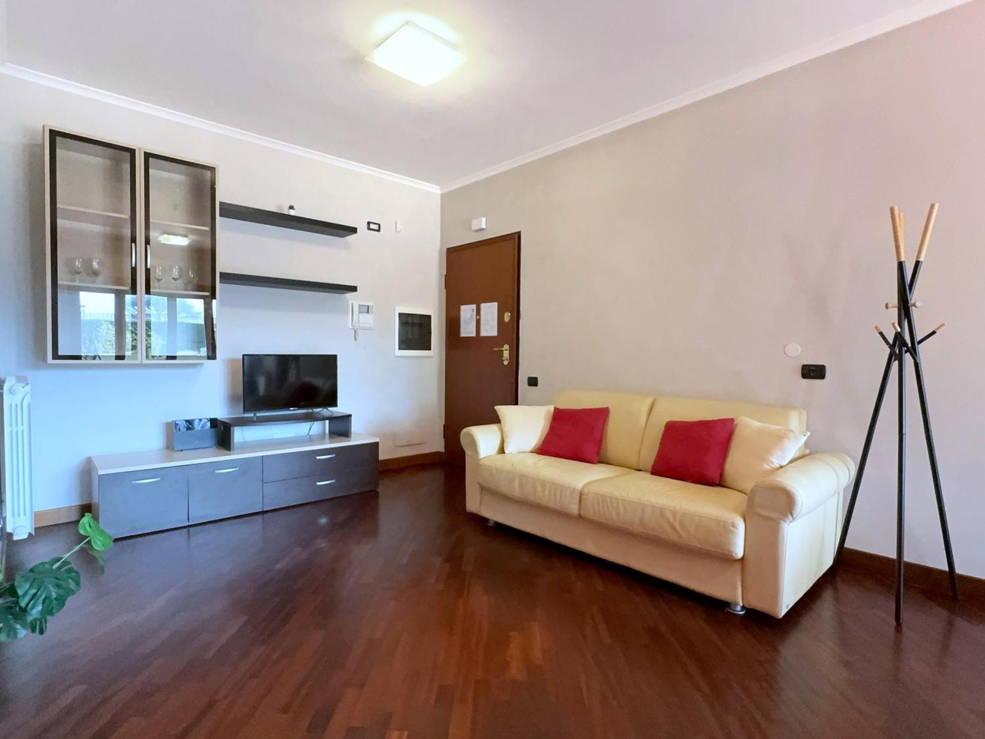 Sun Nest Apartment - Terrace & Garage フィウミチーノ エクステリア 写真